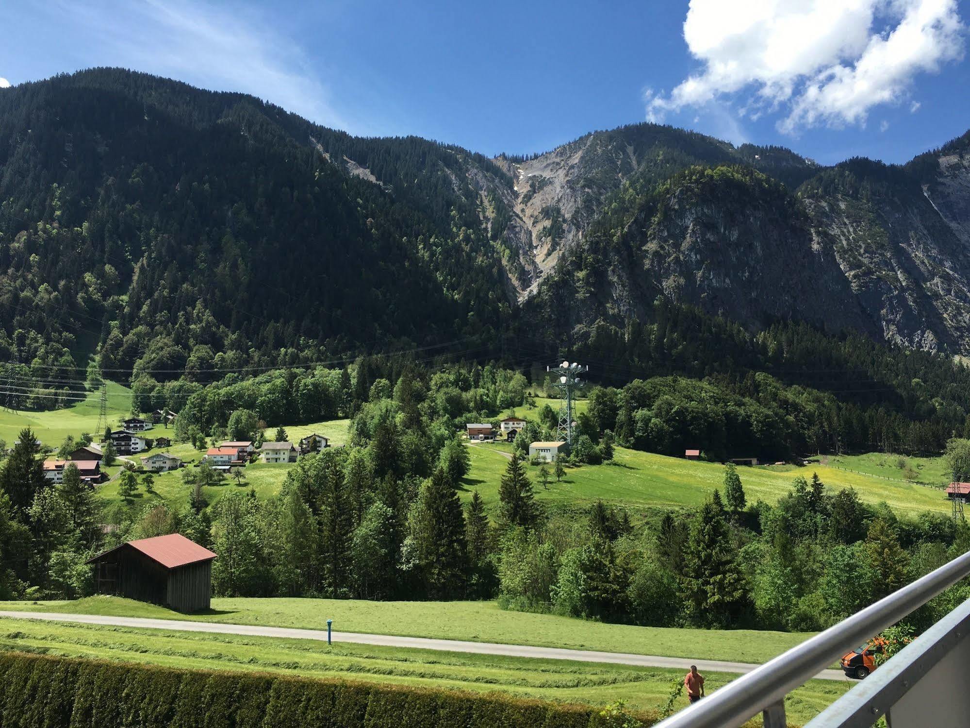 Apartmán Haus Roecken Dalaas Exteriér fotografie
